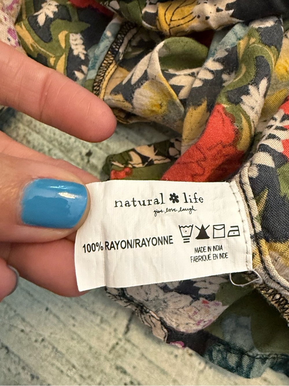 Natural Life Hanna Convertible Maxi Skirt - Black Red Poppy. S - Picture 9 of 9